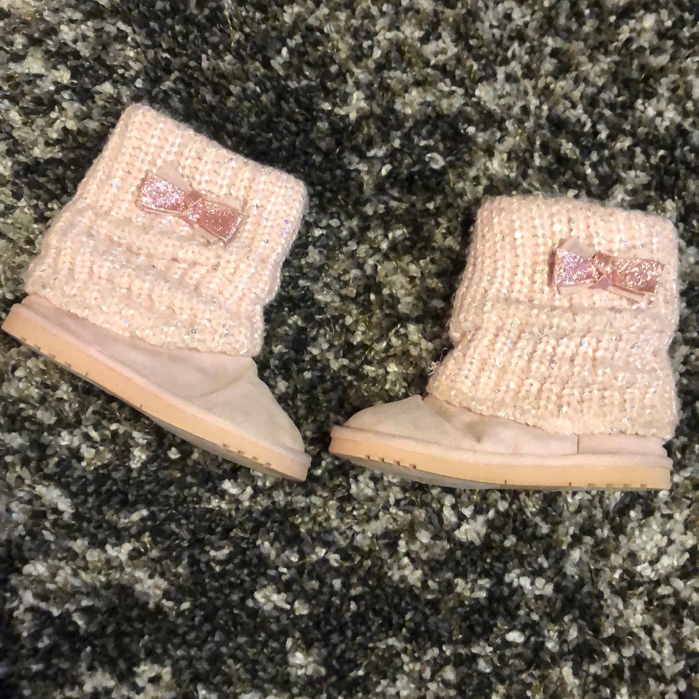 Sweater Boots